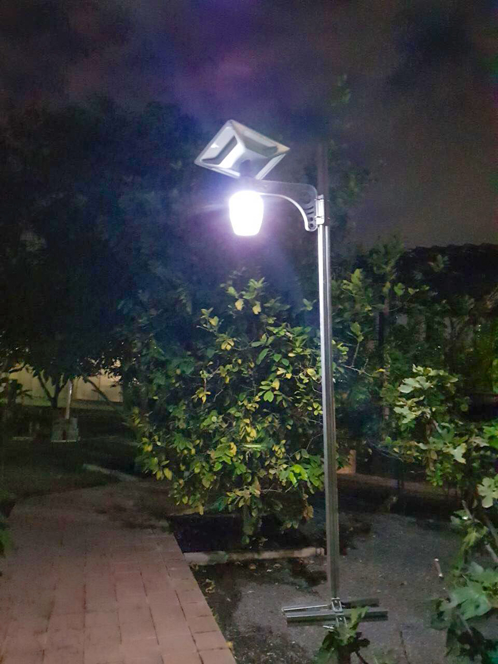 特價太陽能蘋果燈,5年超長質保,家庭照明首選!